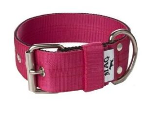 Collier rose foncé